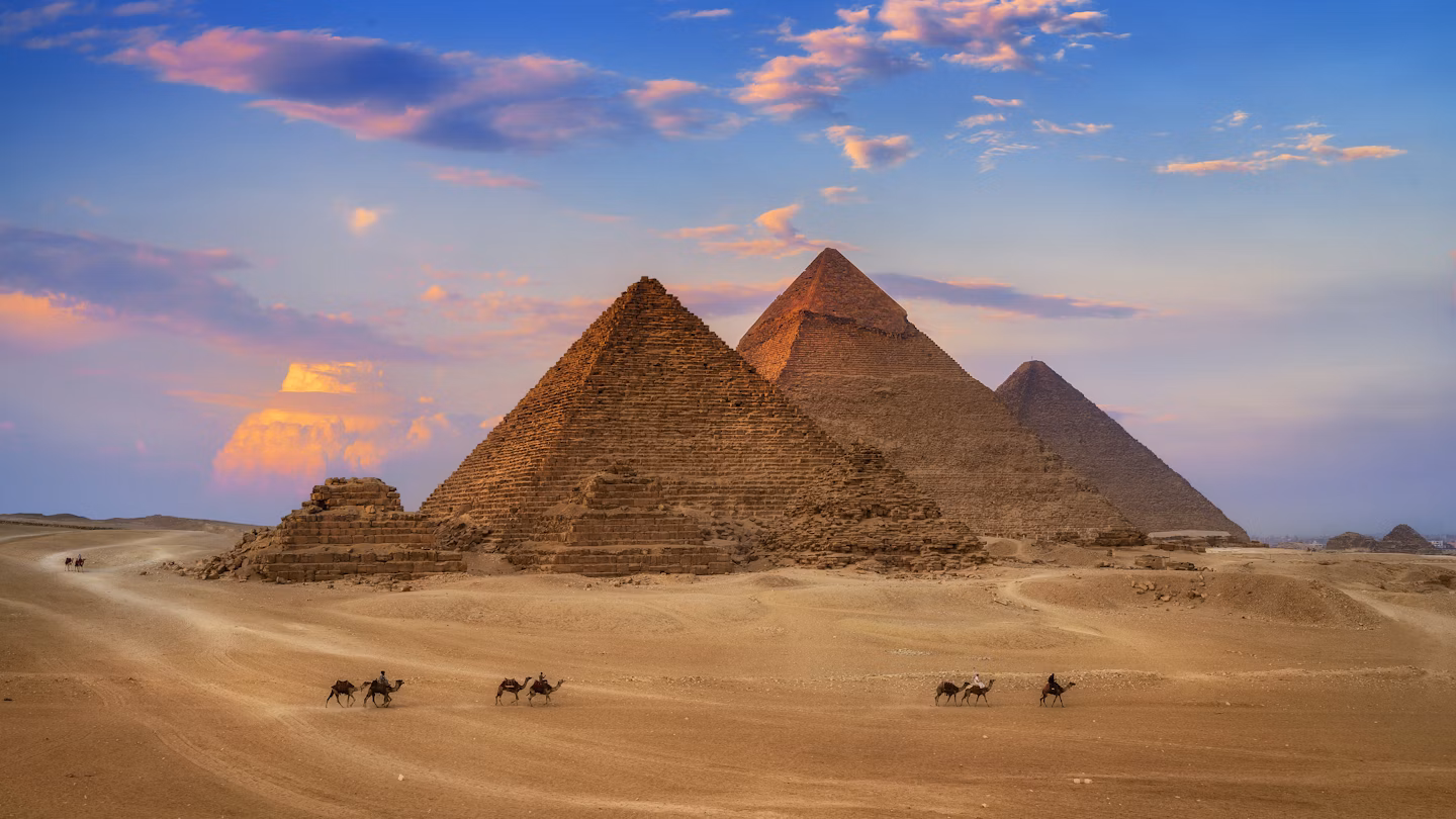 Giza - Ratnakorn Piyasirisorost/Getty Images