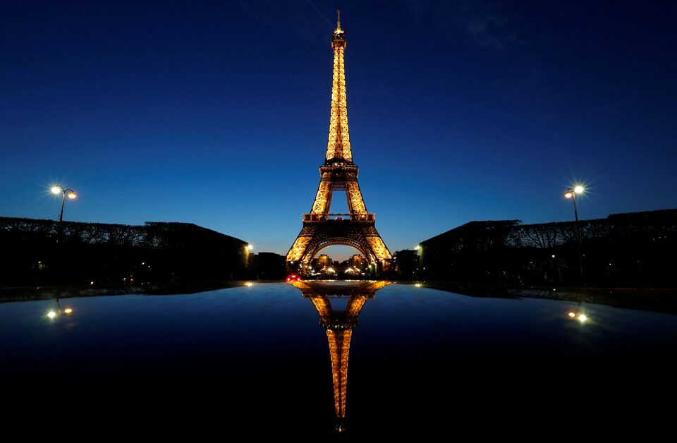 Eiffel Tower - REUTERS/Christian Hartmann