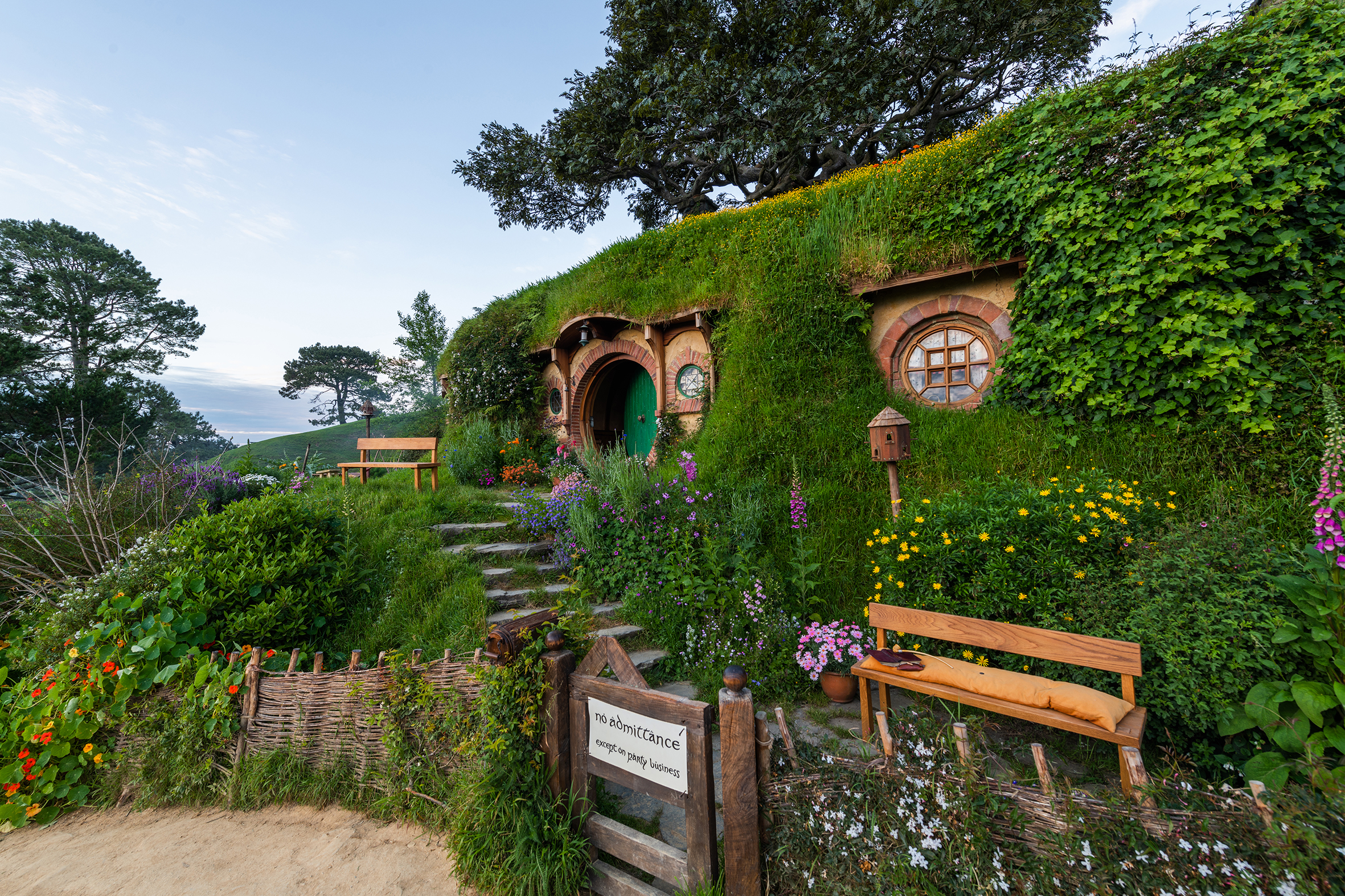 The Hobbiton - Hobbiton Tours