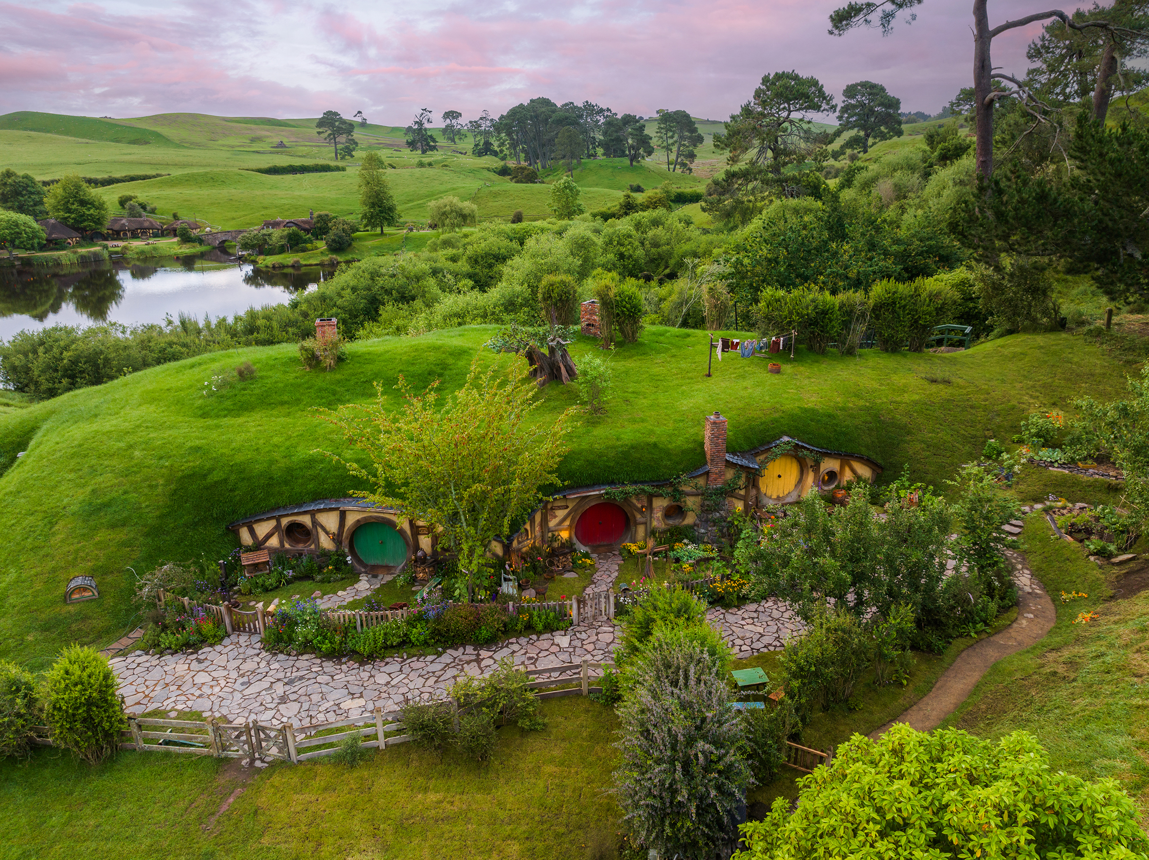 The Hobbiton - Hobbiton Tours